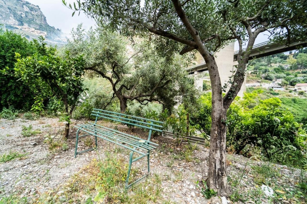 Villetta La Pietra Taormina Exterior photo